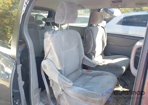 2010 Toyota Sienna Ce from USA, damaged, VIN 5TDKK4CC9AS306225